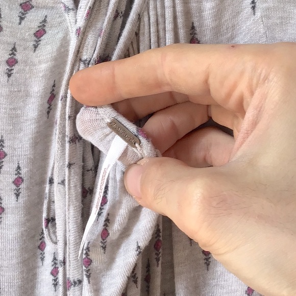 Free People Size Medium Ruched Stretch Jersey Front Tie Grey Draped Top - Picture 9 of 9